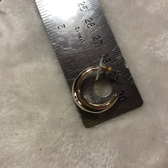 FINAL SALE- LEAVING CLOSET-NO FURTHER DISCOUNTS - Picture 5 of 5